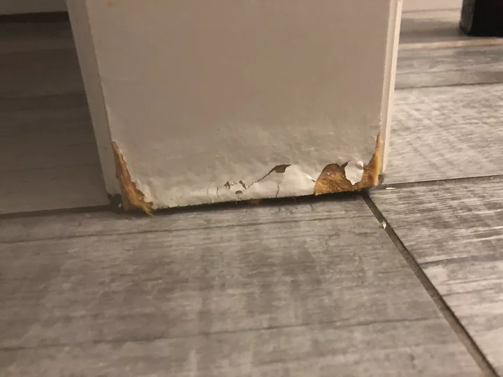 چگونه کابینت باد کرده را تعمیر کنیم؟