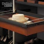 باکس چرمی ریلی داخل کمد لباس