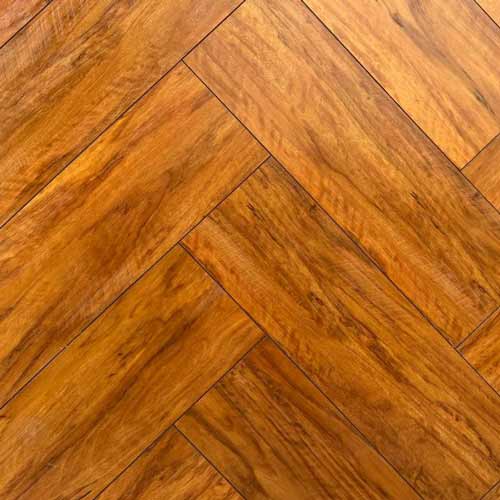 پارکت لمینت پیندو جناغی کد p2400