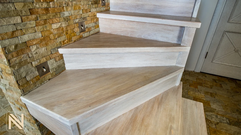 پارکت لمینت راه پله